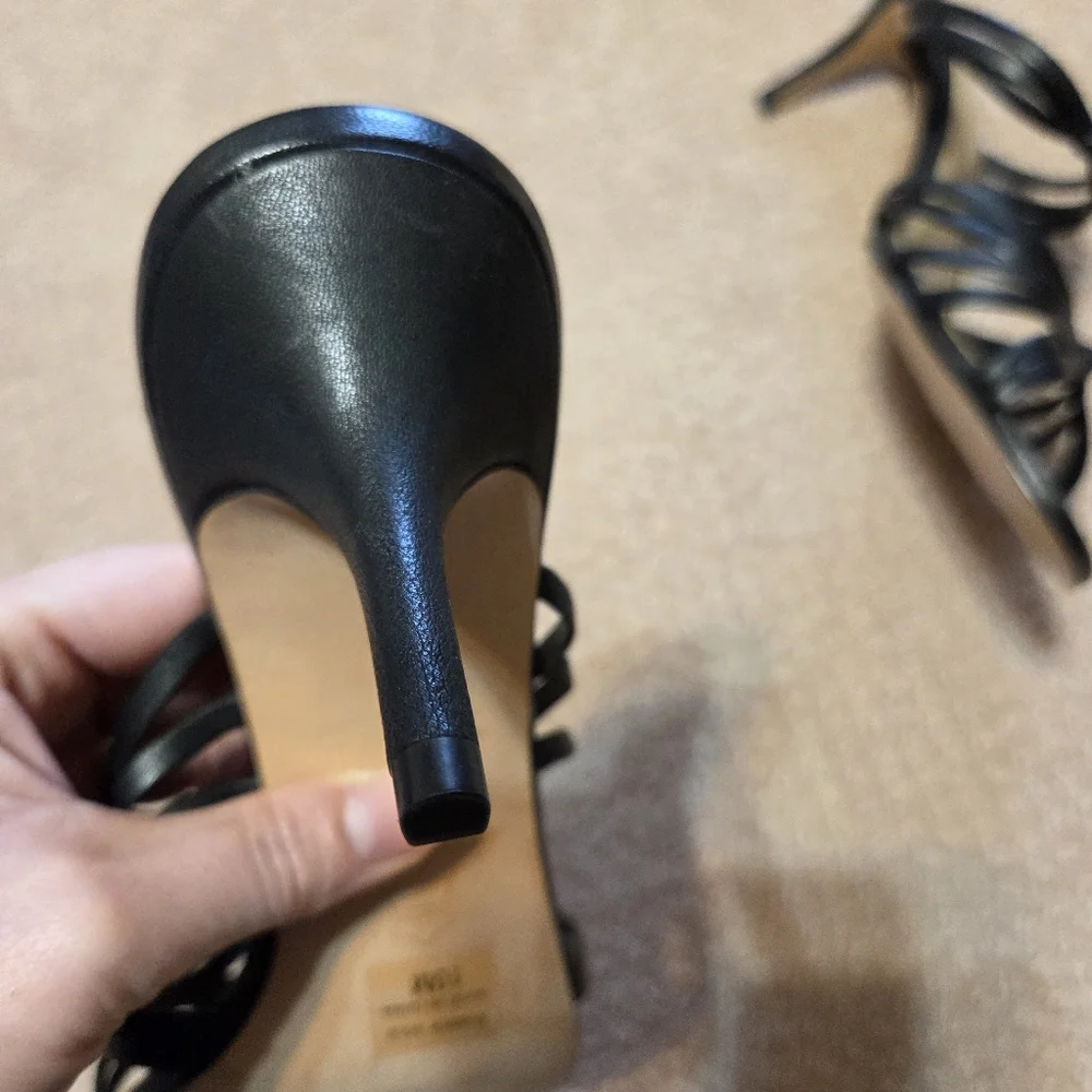 Ann Taylor Ellis Leather Knot Heeled Sandals in black Elegant‎ Sophisticated 10